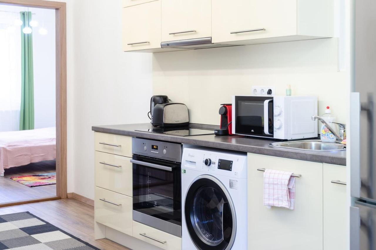 3 En Suit Bedroom Flat In The Main Centre For 6Ppl, 3Bdr,3Bthr,Ac ブダペスト エクステリア 写真